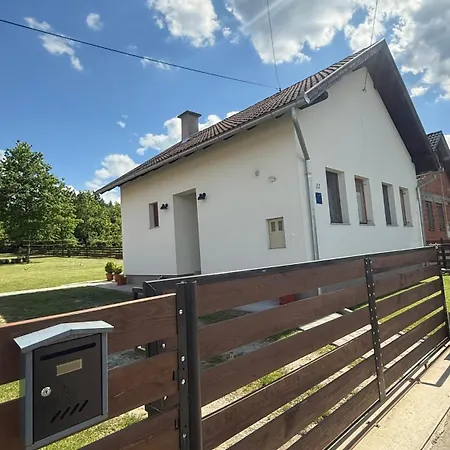 Holiday Home Little House On Papuk Slatinski Drenovac Exterior photo